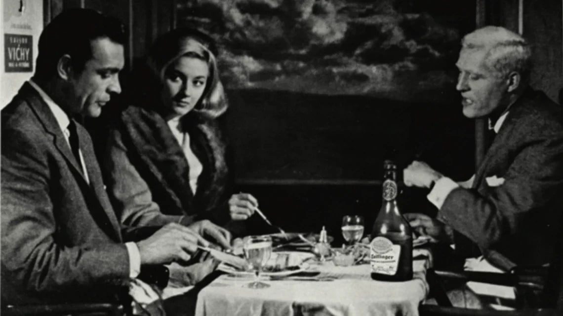 Sean Connery che beve Taittinger Comtes de Champagne Blanc de Blanc